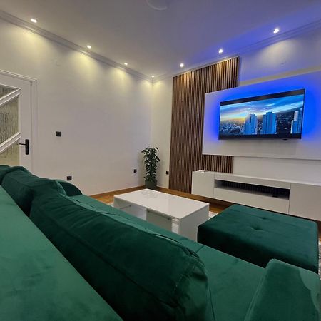 Sarajevo Luxury Apartment - 50 M From Old Sarajevo Clock Tower ภายนอก รูปภาพ