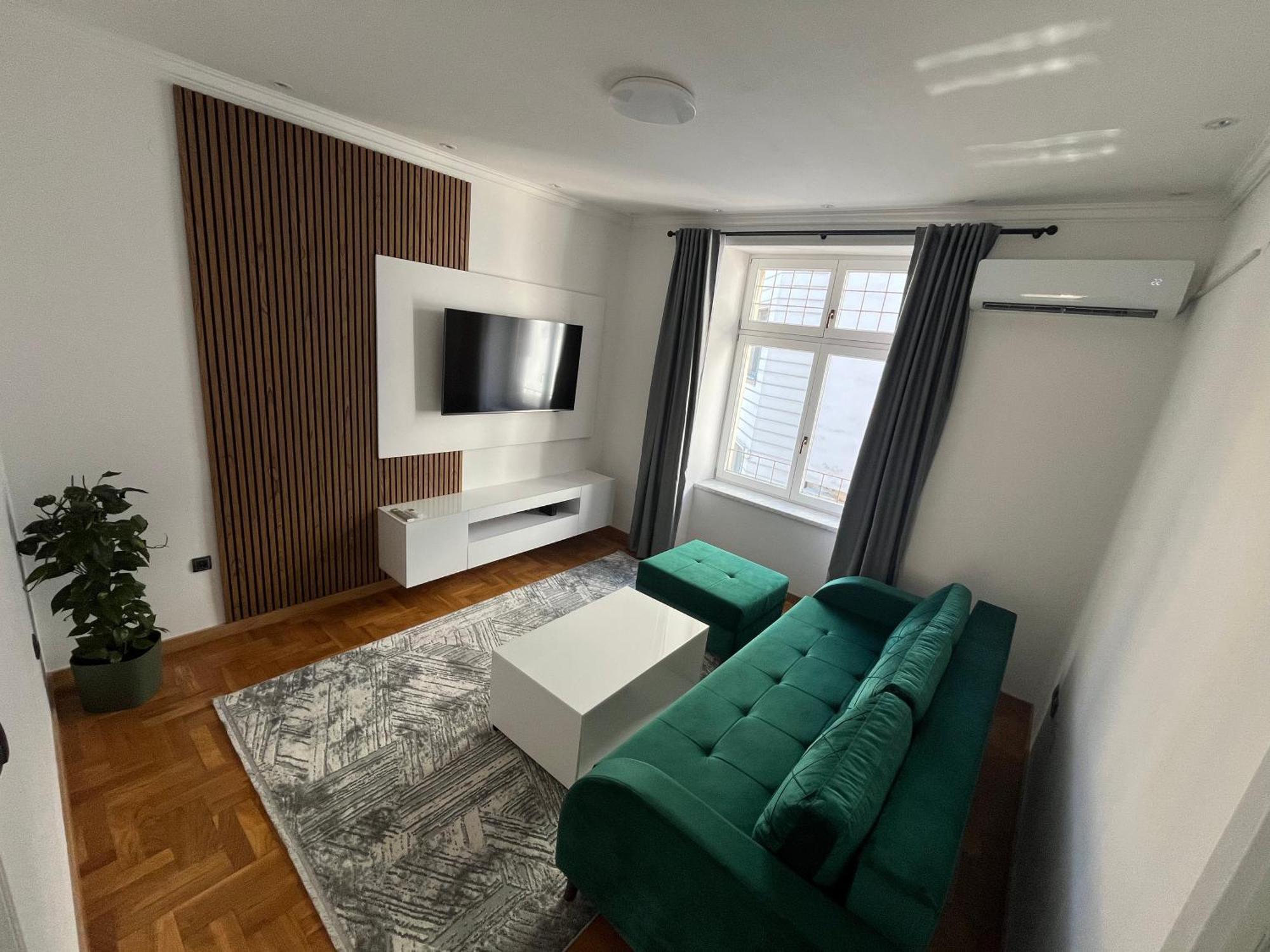 Sarajevo Luxury Apartment - 50 M From Old Sarajevo Clock Tower ภายนอก รูปภาพ